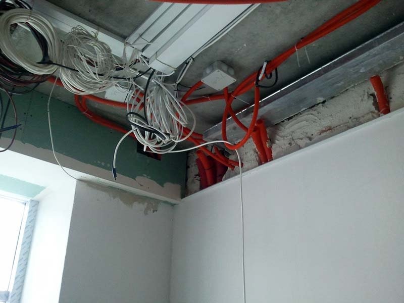 Выбор типа кабеля производится с учетом назначения здания